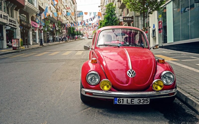 A Volkswagen csoport és a Stellantis is gyengélkedik, amit nehezítenek a sztrájkok is